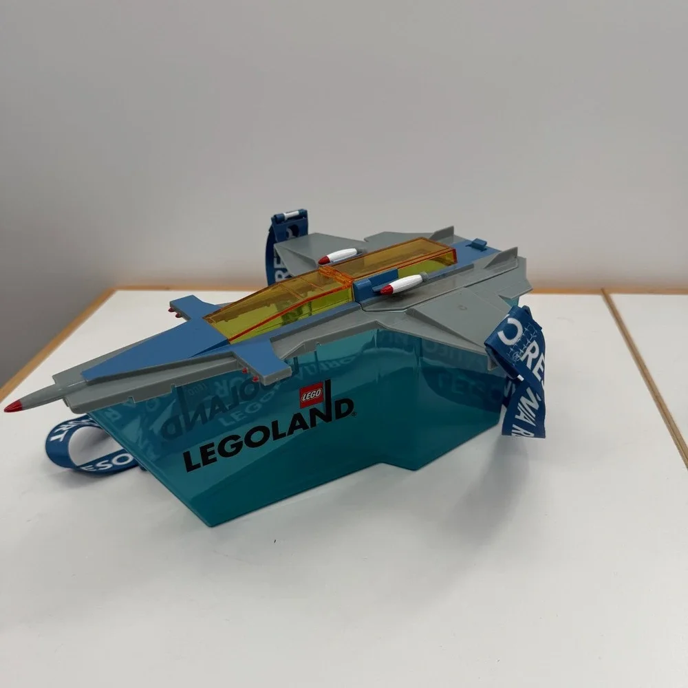 Legoland‎ California Lego Movie Benny's Spaceship Limited Edition Popcorn Bucket